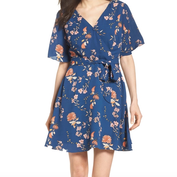 BB Dakota Dresses & Skirts - NWOT BB Dakota | Laselle Floral Faux Wrap Dress